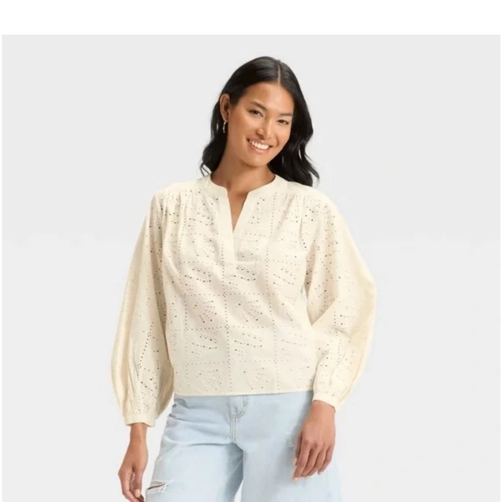 Women's Cream Eyelet Blouse